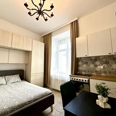 7-7-6 Apartment *
